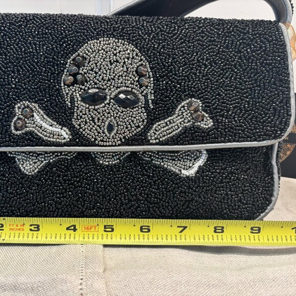 ☠️🖤Made in India Beaded Skull and Crossbones Shoulder Bag - Black & Silver☠️🖤 - Picture 9 of 10